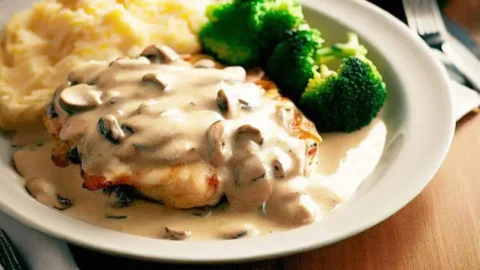 Texas Roadhouse Smothered Chicken Recipe