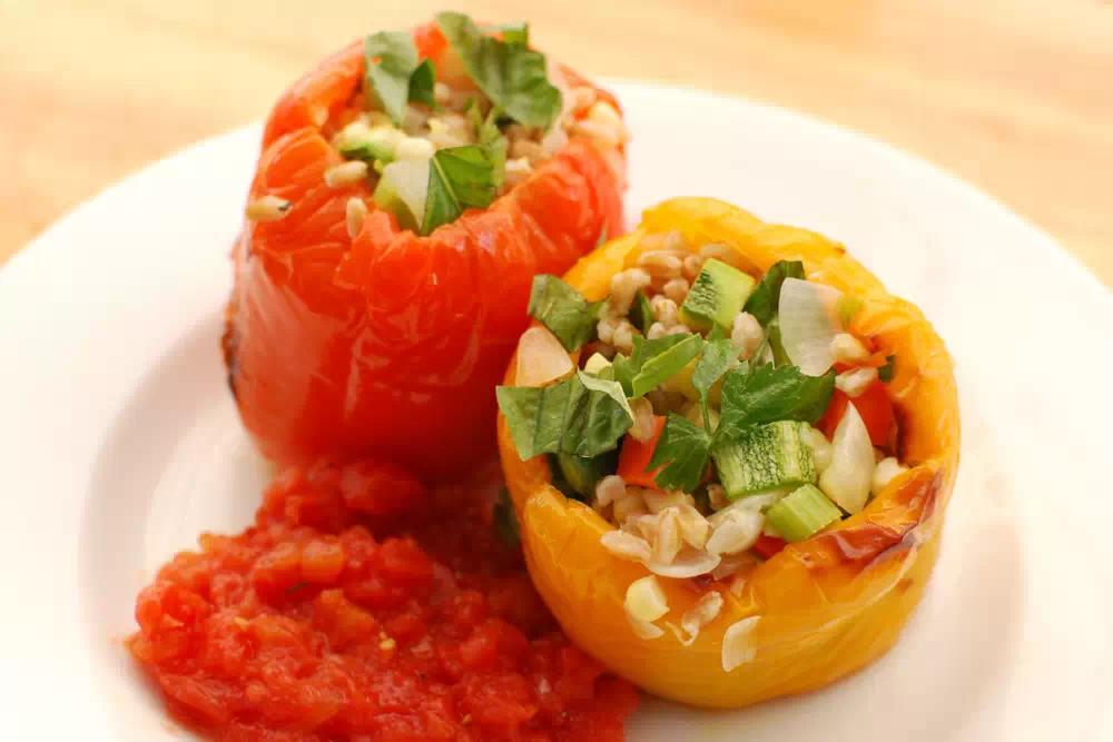 Best Stuffed Peppers with Tomato Sauce