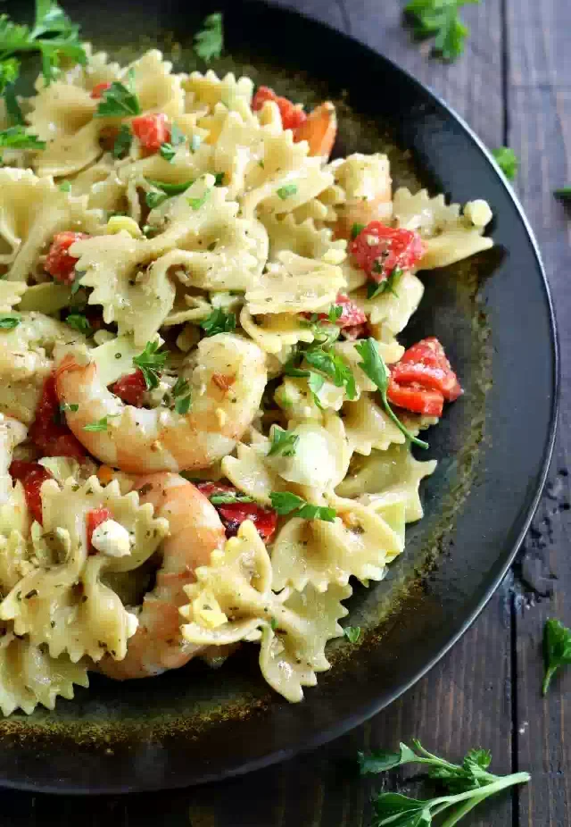 Creamy Pesto Shrimp Pasta Recipe