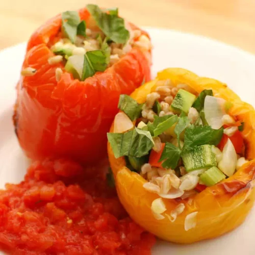 Best Stuffed Peppers with Tomato Sauce